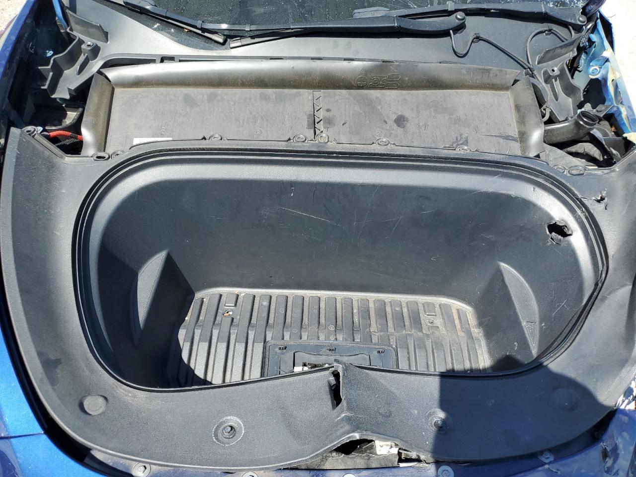 2022 Tesla Model Y VIN: 7SAYGAEE3NF576220 Lot: 71276235