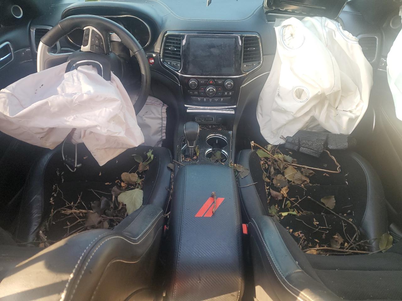 2017 Jeep Grand Cherokee Srt-8 VIN: 1C4RJFDJ9HC645783 Lot: 81037905