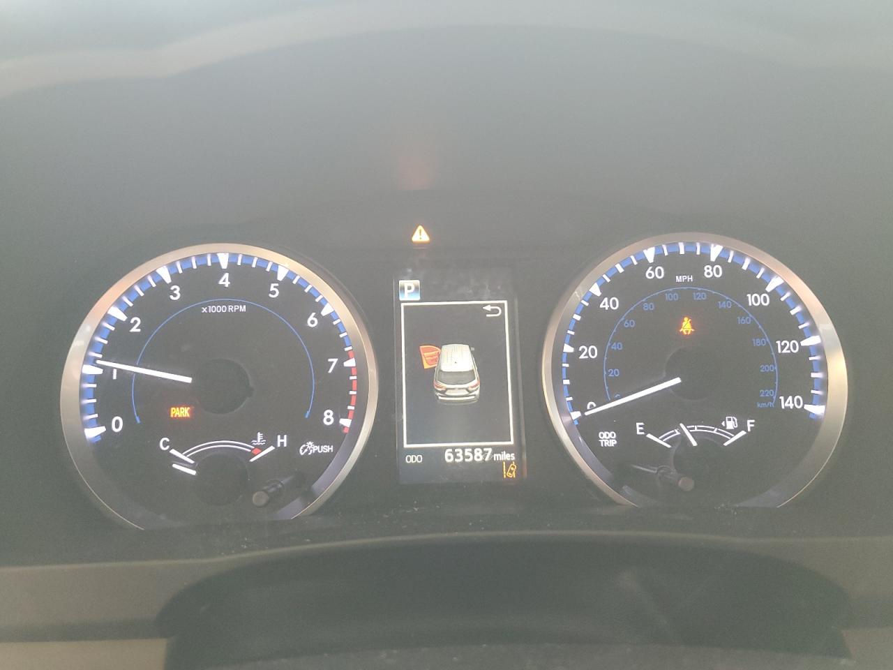 2018 Toyota Highlander Le VIN: 5TDBZRFH5JS808973 Lot: 84258645