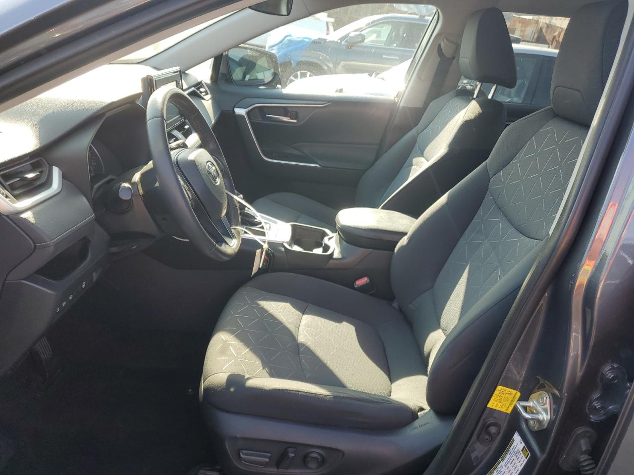 2020 Toyota Rav4 Xle VIN: 2T3W1RFV8LW096717 Lot: 80464665