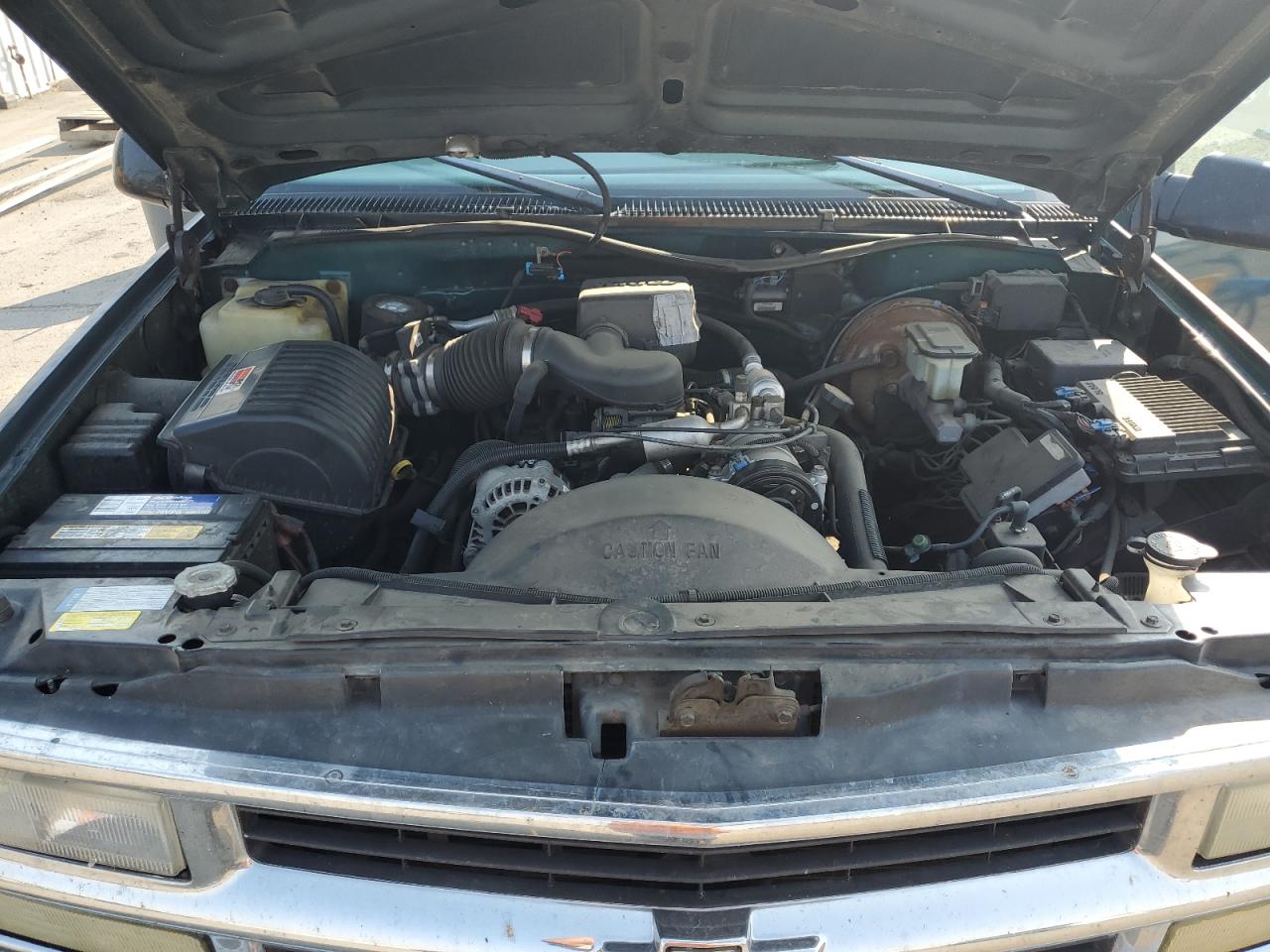 1998 Chevrolet Gmt-400 K1500 VIN: 2GCEK19RXW1116889 Lot: 70948515