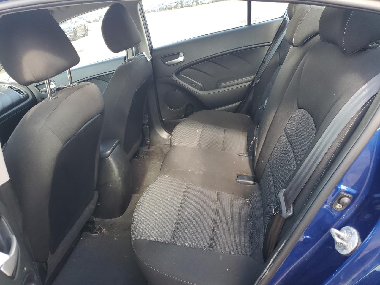 2018 Kia Forte Lx VIN: 3KPFK4A7XJE215806 Lot: 81867855