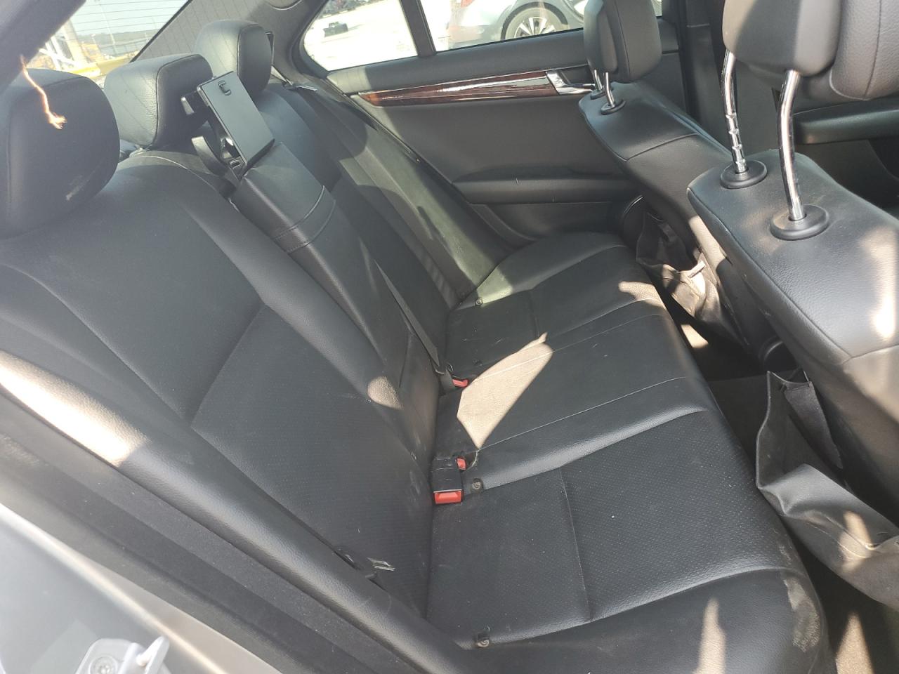 2010 Mercedes-Benz C 300 VIN: WDDGF5EB5AR125244 Lot: 80469925
