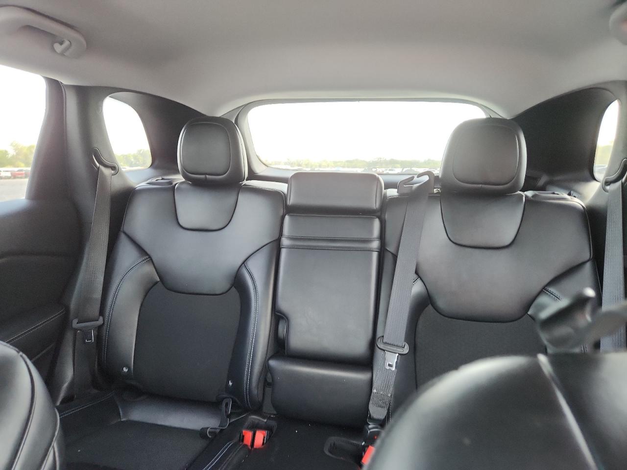 2019 Jeep Cherokee Latitude Plus VIN: 1C4PJMLB8KD199018 Lot: 84616375