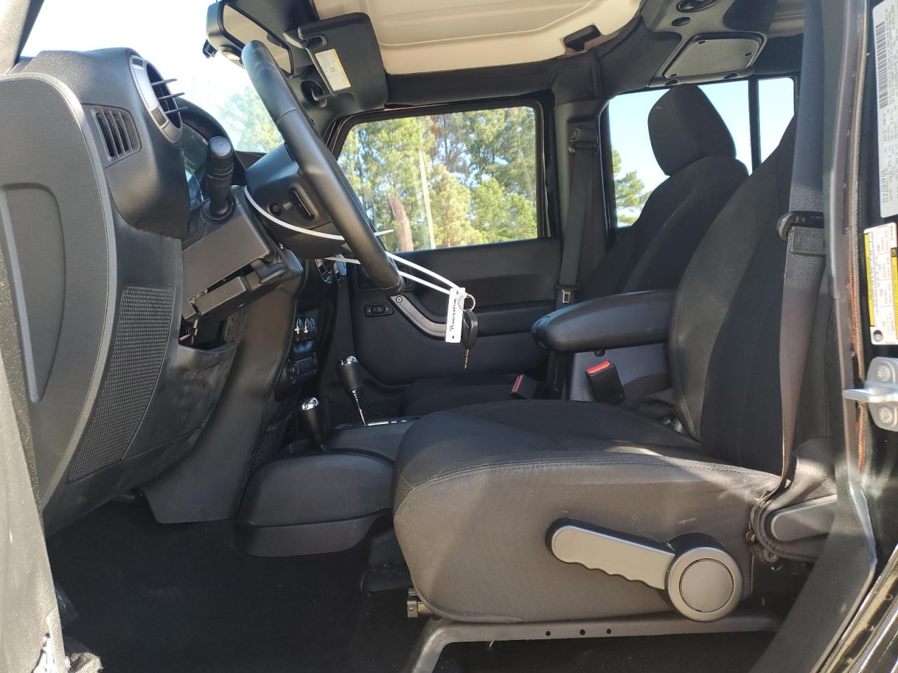 2016 Jeep Wrangler Unlimited Sport VIN: 1C4BJWDG9GL101546 Lot: 81275855