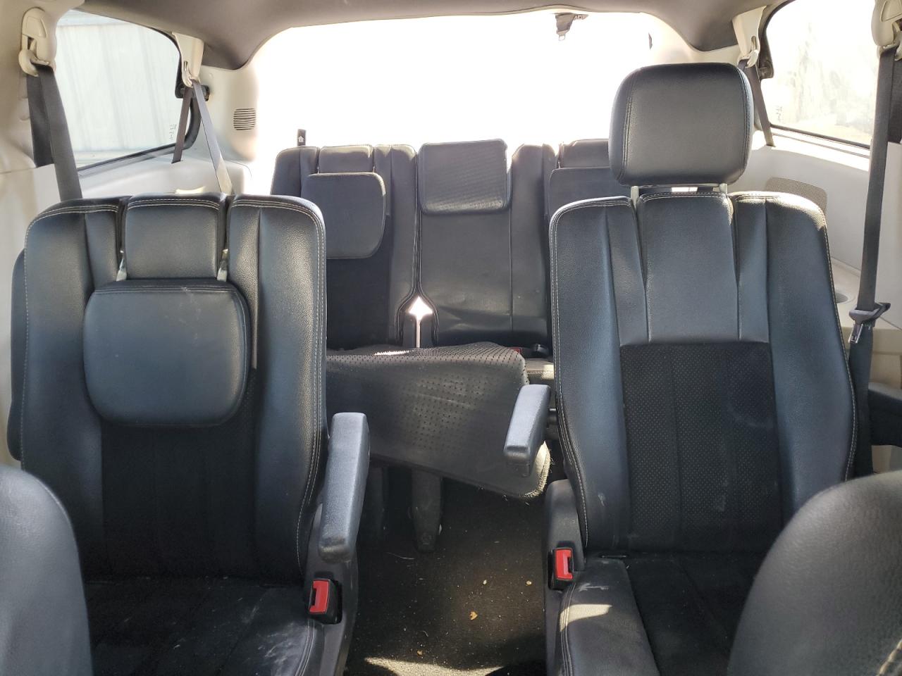 2014 Dodge Grand Caravan Sxt VIN: 2C4RDGCG0ER301670 Lot: 81617985