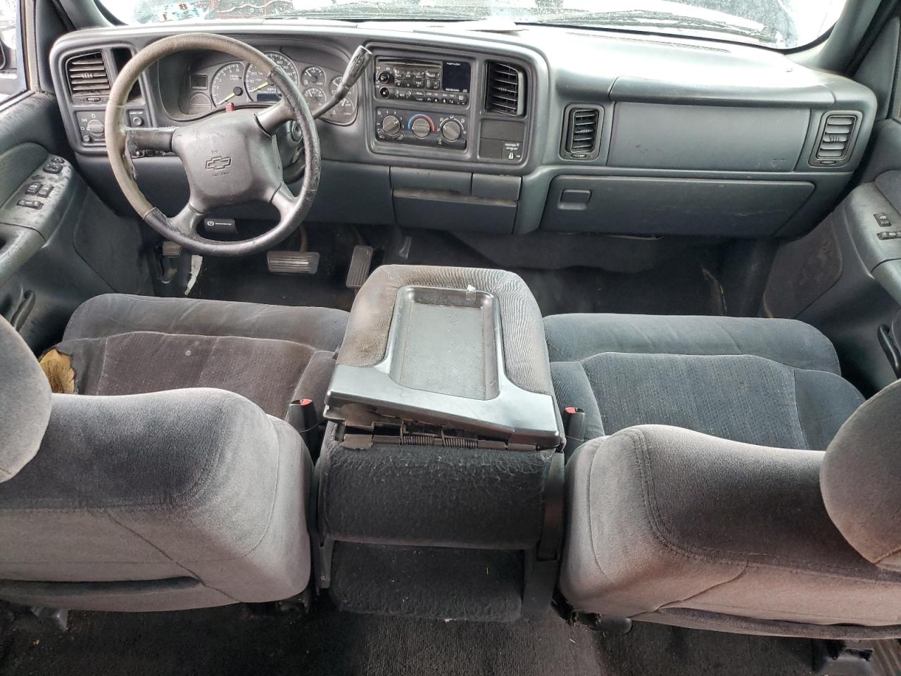 2001 Chevrolet Silverado C1500 VIN: 2GCEC19V911133055 Lot: 81730415