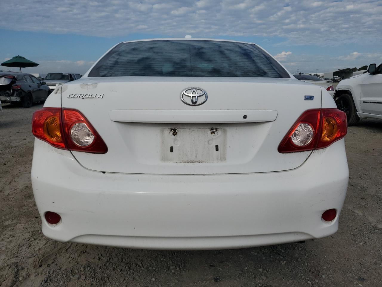 2010 Toyota Corolla Base VIN: 1NXBU4EE4AZ245267 Lot: 83856005