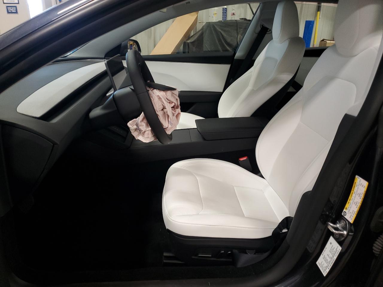 2025 Tesla Model 3 VIN: 5YJ3E1EB3SF025431 Lot: 83776015