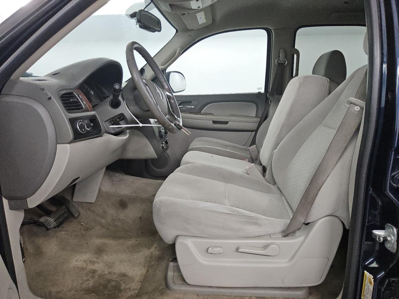 2007 GMC Yukon VIN: 1GKFC13057J130786 Lot: 70395325