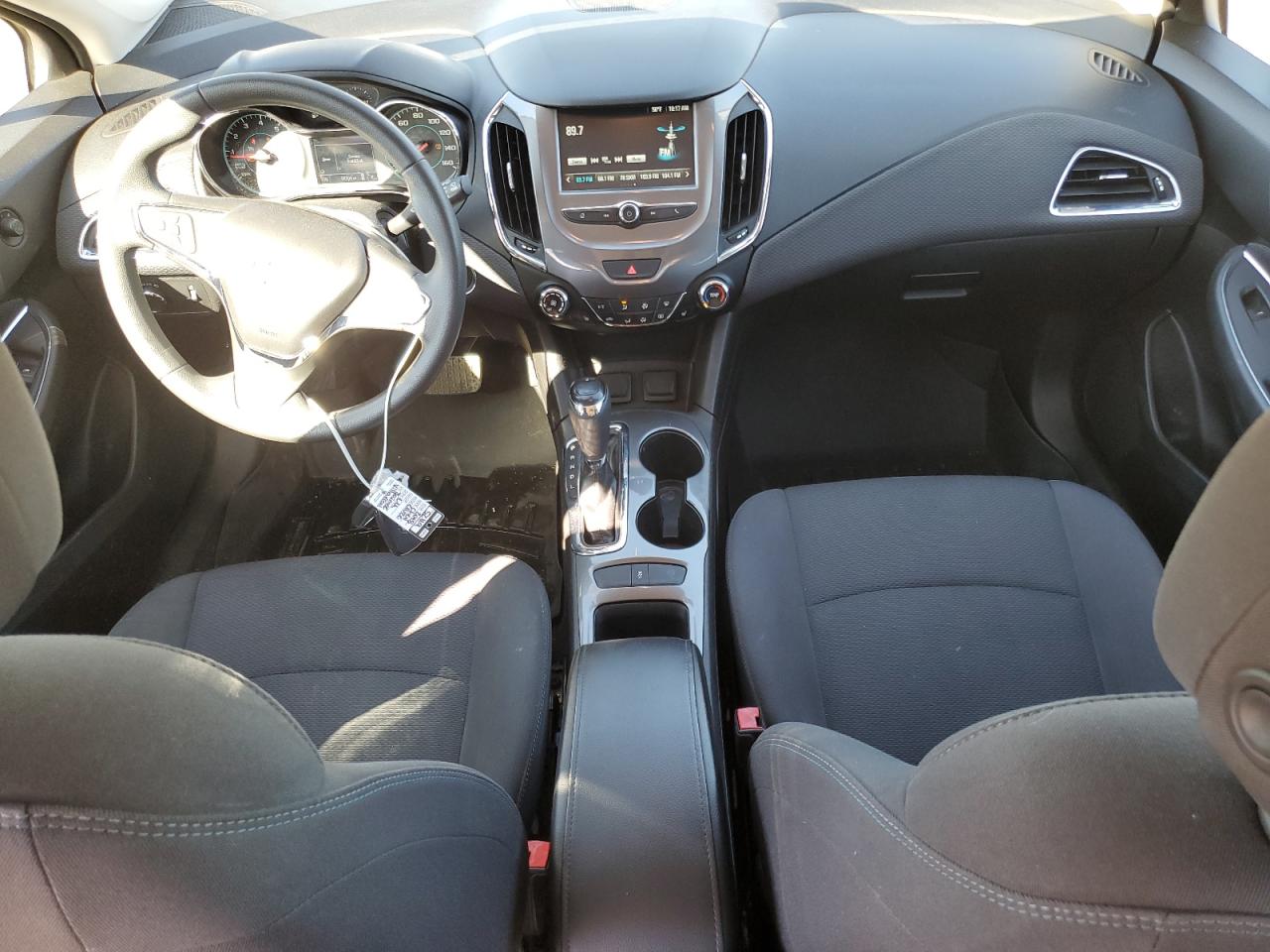 2018 Chevrolet Cruze Lt VIN: 3G1BE6SMXJS637056 Lot: 83904695