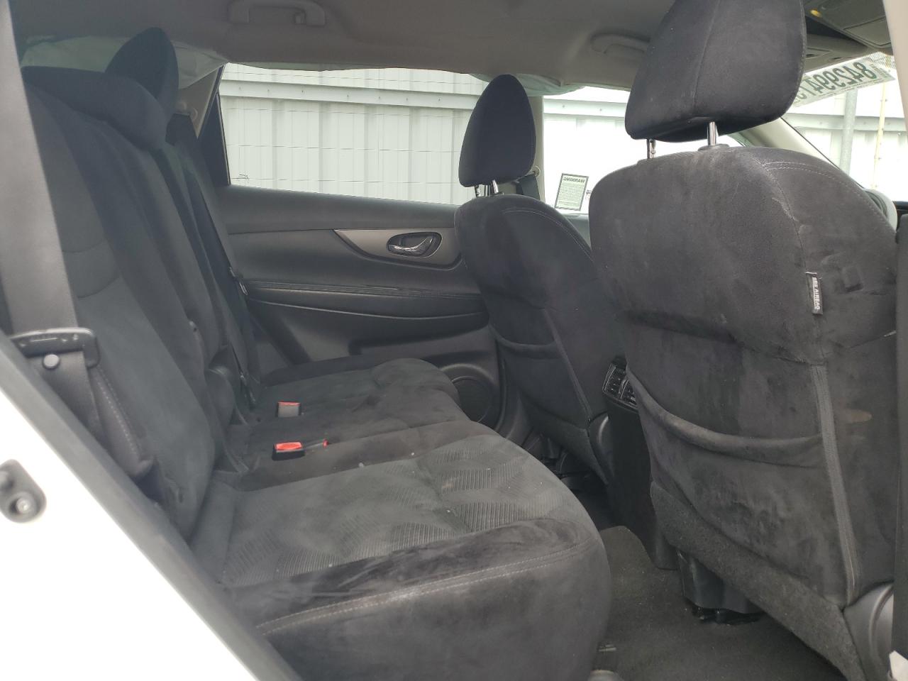 2015 Nissan Rogue S VIN: 5N1AT2ML4FC803117 Lot: 84299475