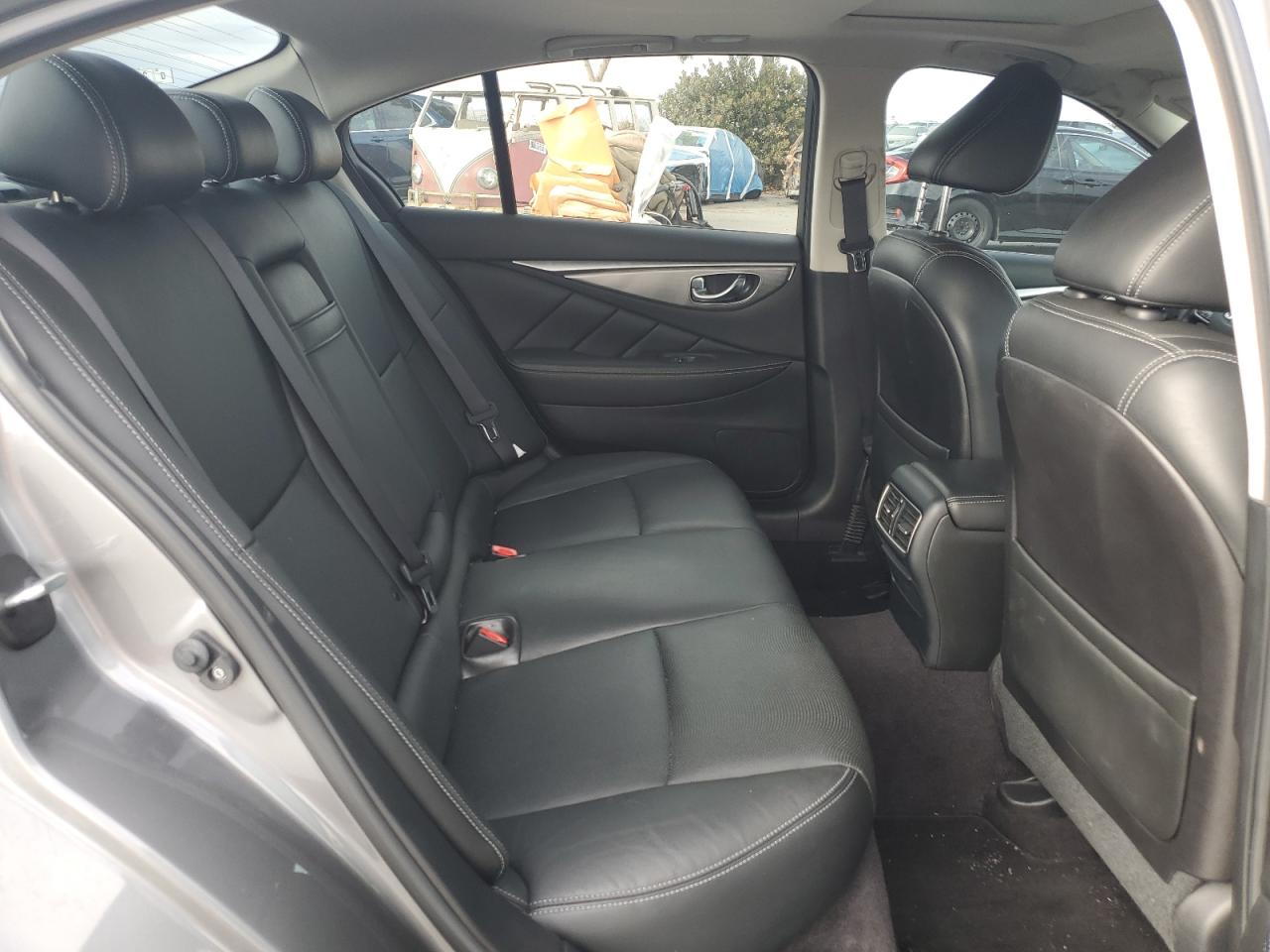 2015 Infiniti Q50 Base VIN: JN1BV7AP3FM353397 Lot: 81908035