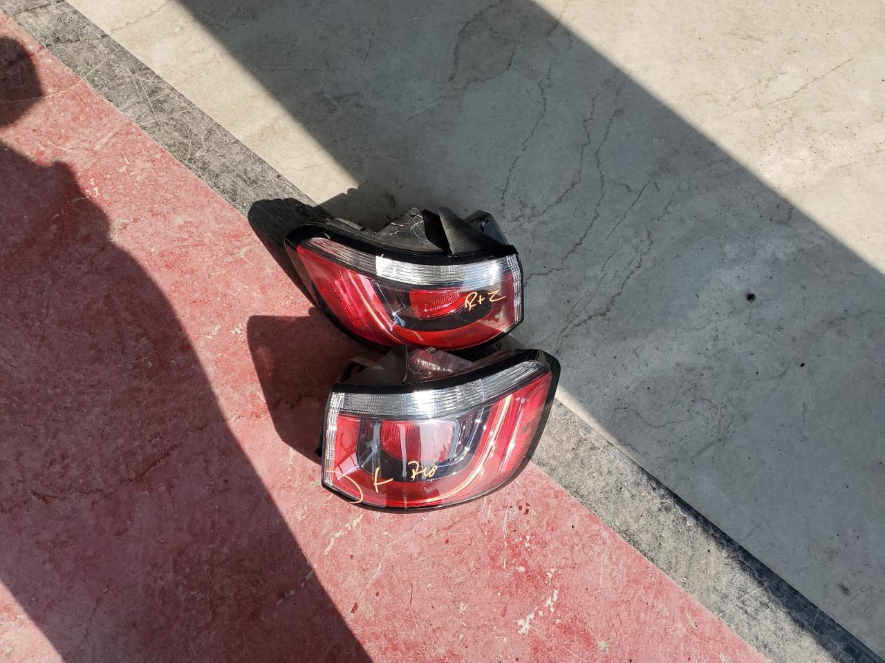 2018 Jeep Compass Latitude VIN: 3C4NJDBB6JT304267 Lot: 81713085