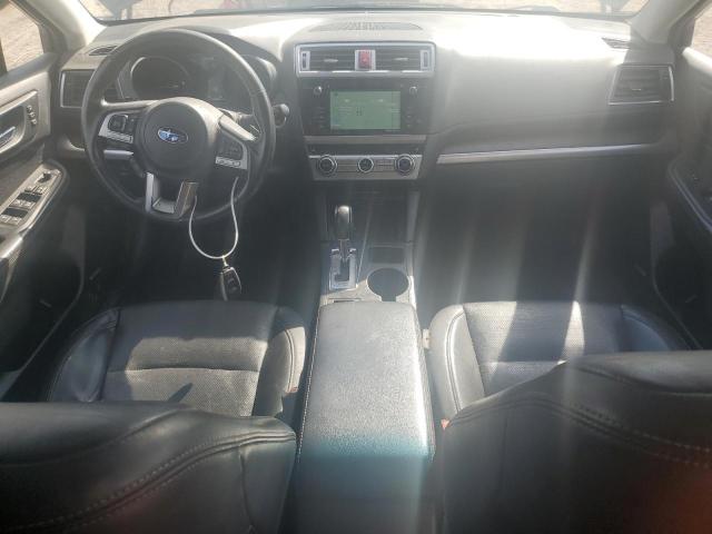 Parquets SUBARU OUTBACK 2016 Czarny