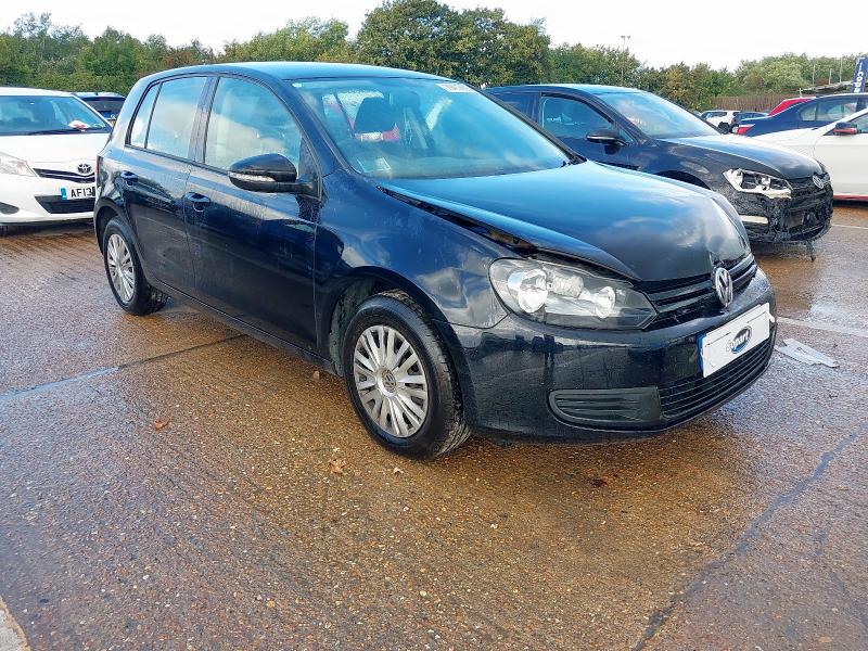 2011 VOLKSWAGEN GOLF S