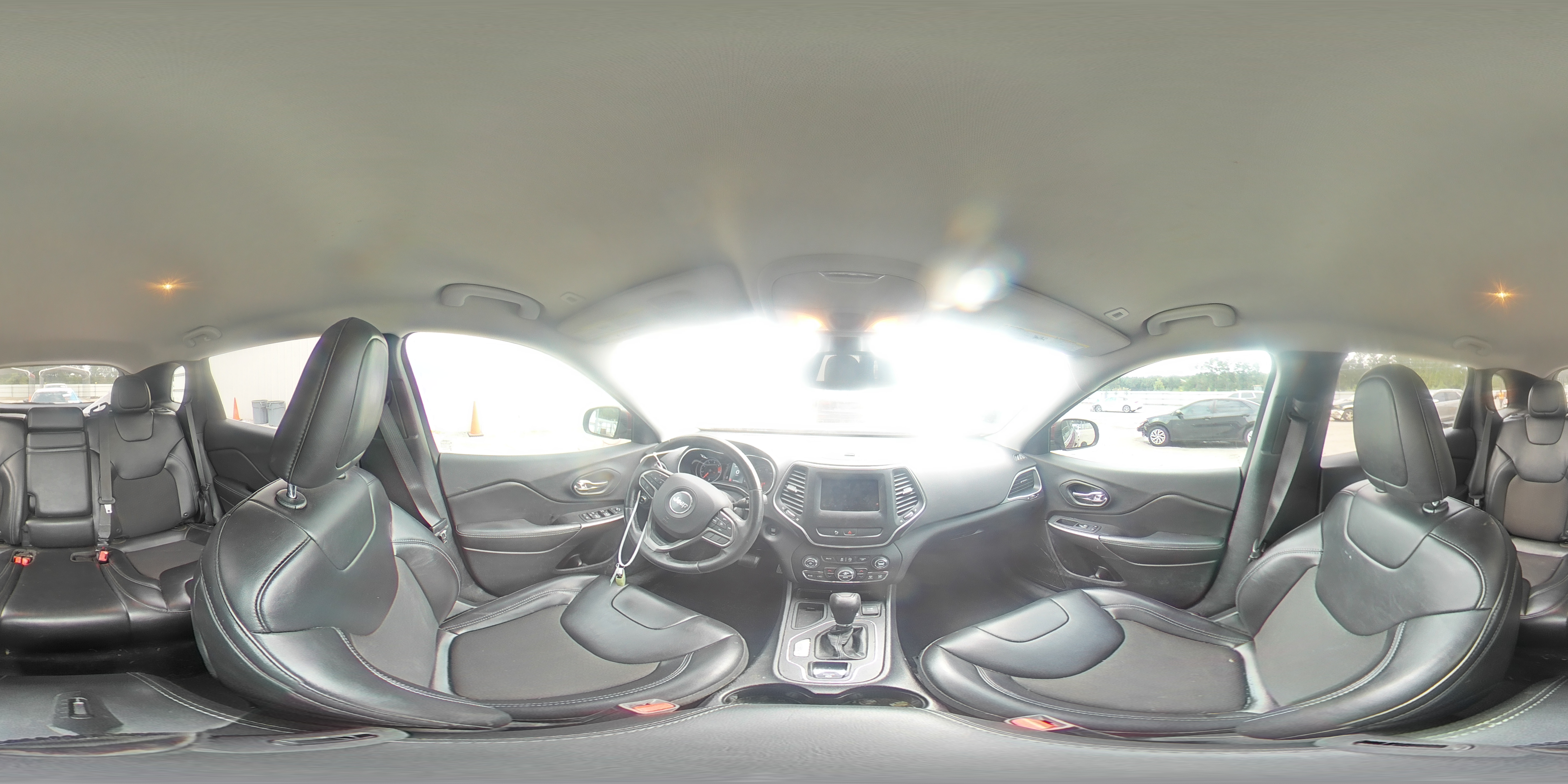 2019 Jeep Cherokee Latitude Plus VIN: 1C4PJLLB6KD263342 Lot: 81044415