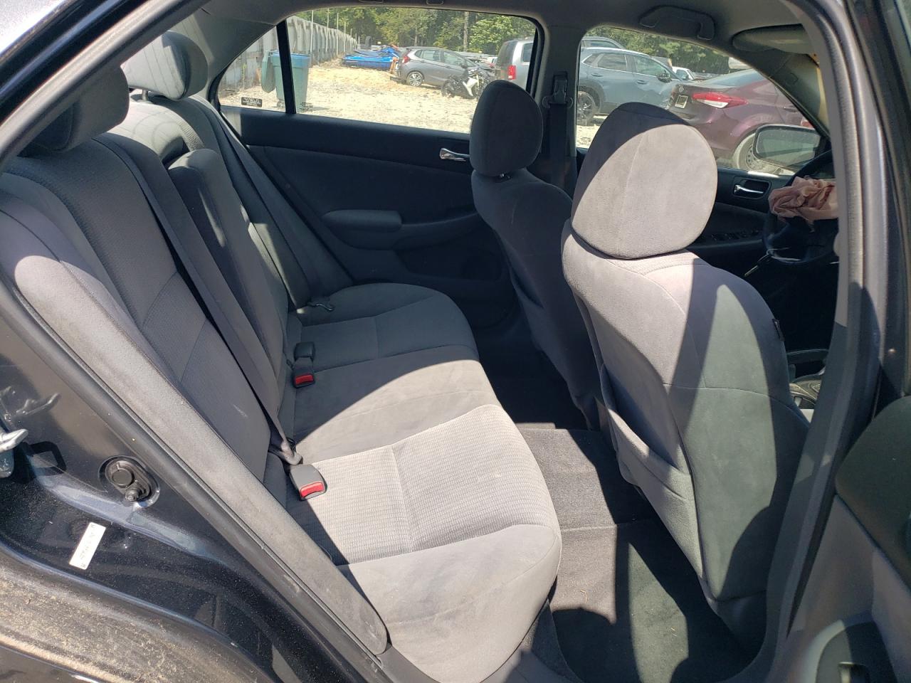 2005 Honda Accord Lx VIN: 1HGCM56415A195053 Lot: 71499645