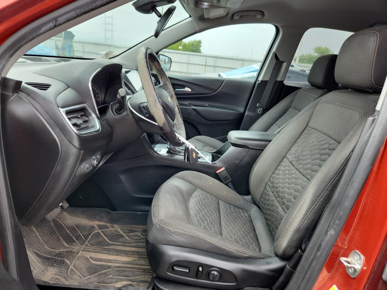 2020 Chevrolet Equinox Lt VIN: 2GNAXUEV4L6141216 Lot: 71717885