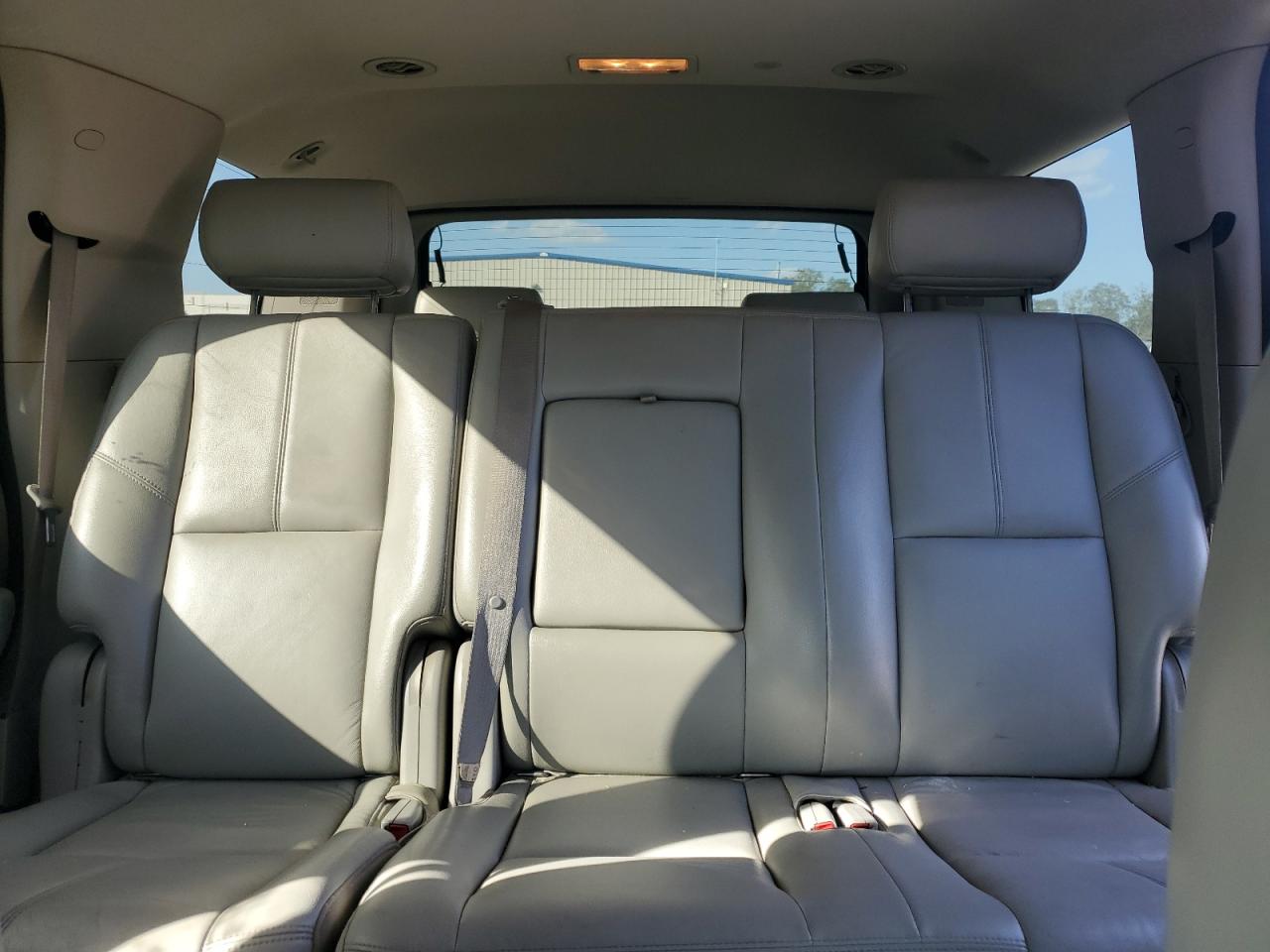 2010 Chevrolet Tahoe C1500 Lt VIN: 1GNMCBE31AR210439 Lot: 71150295