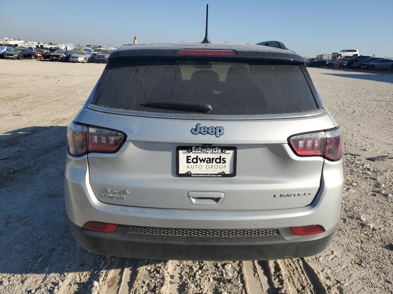 2025 Jeep Compass Limited VIN: 3C4NJDCN7ST552392 Lot: 81835065