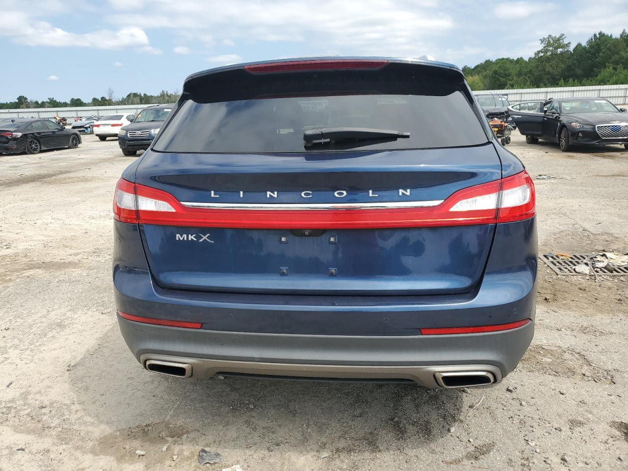 2017 Lincoln Mkx Reserve VIN: 2LMPJ6LR9HBL10747 Lot: 71106055