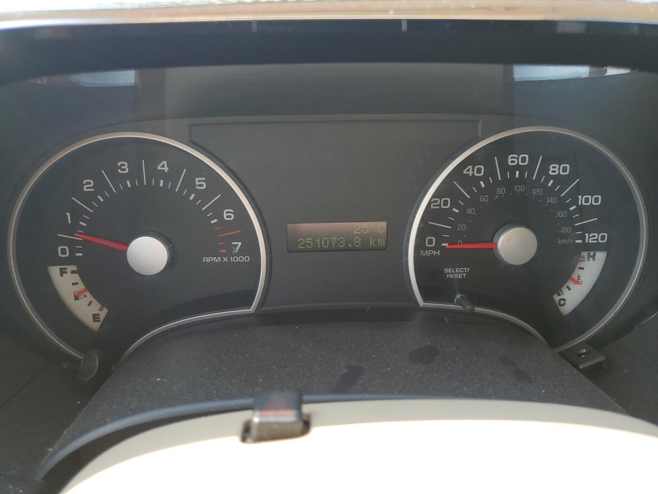 2007 Ford Explorer Xlt VIN: 1FMEU63E37UB54334 Lot: 81029505