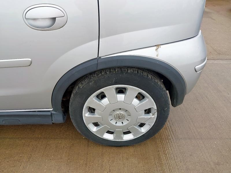 2006 VAUXHALL CORSA DESIGN 16V AUTO 
