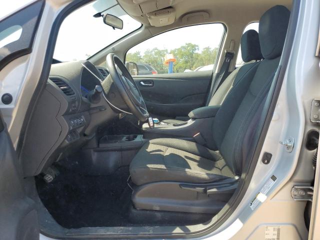  NISSAN LEAF 2015 Srebrny