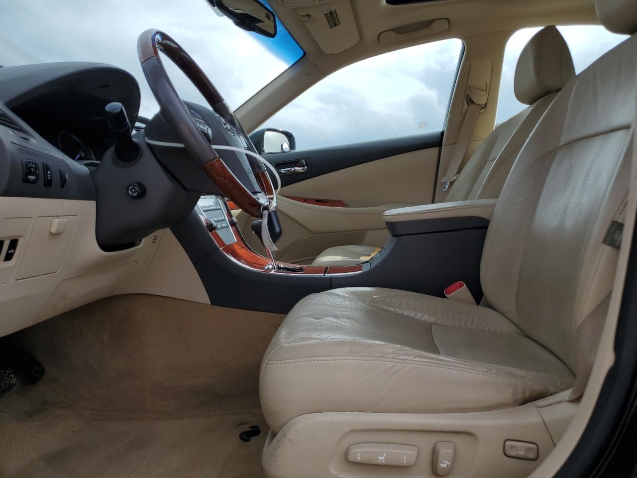 2010 Lexus Es 350 VIN: JTHBK1EG8A2390204 Lot: 84045095