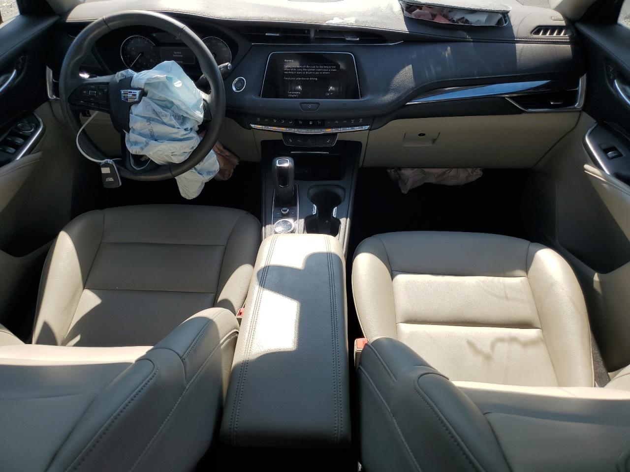 2019 Cadillac Xt4 Luxury VIN: 1GYAZAR42KF214097 Lot: 84178125