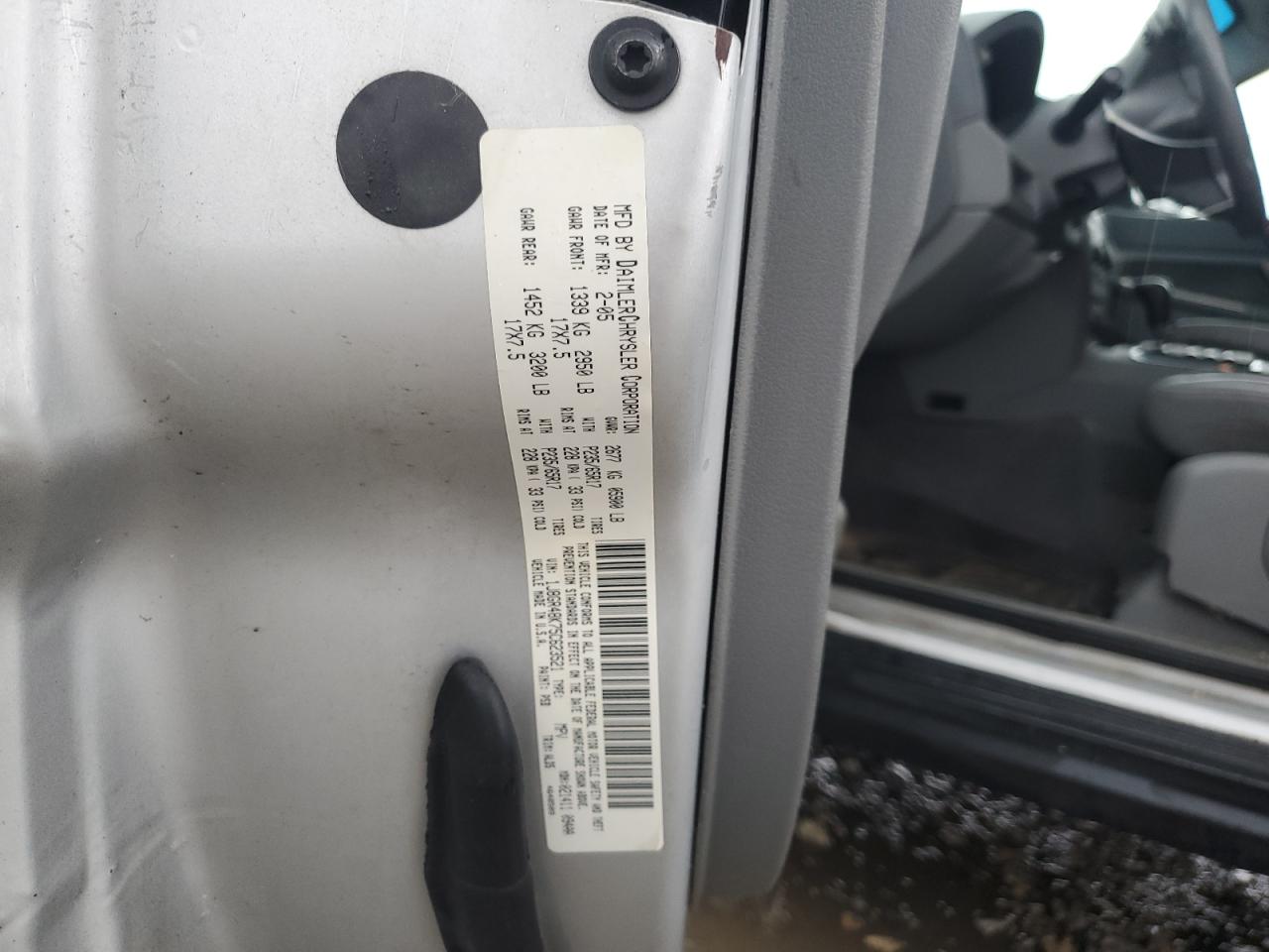2005 Jeep Grand Cherokee Laredo VIN: 1J8GR48K75C623521 Lot: 81646375