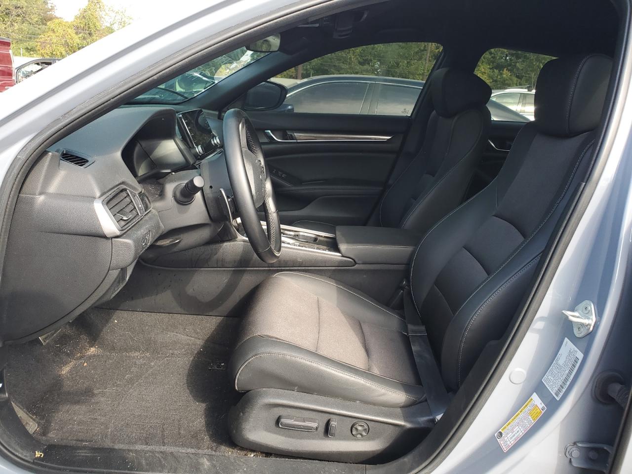 2022 Honda Accord Sport VIN: 1HGCV1F30NA117313 Lot: 82041095