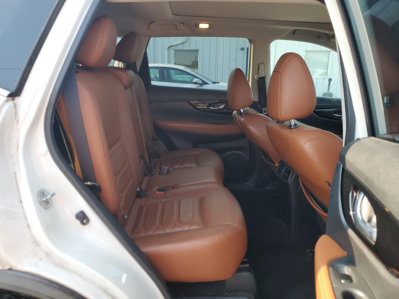 2018 Nissan Rogue S VIN: JN8AT2MT8JW488337 Lot: 81431295