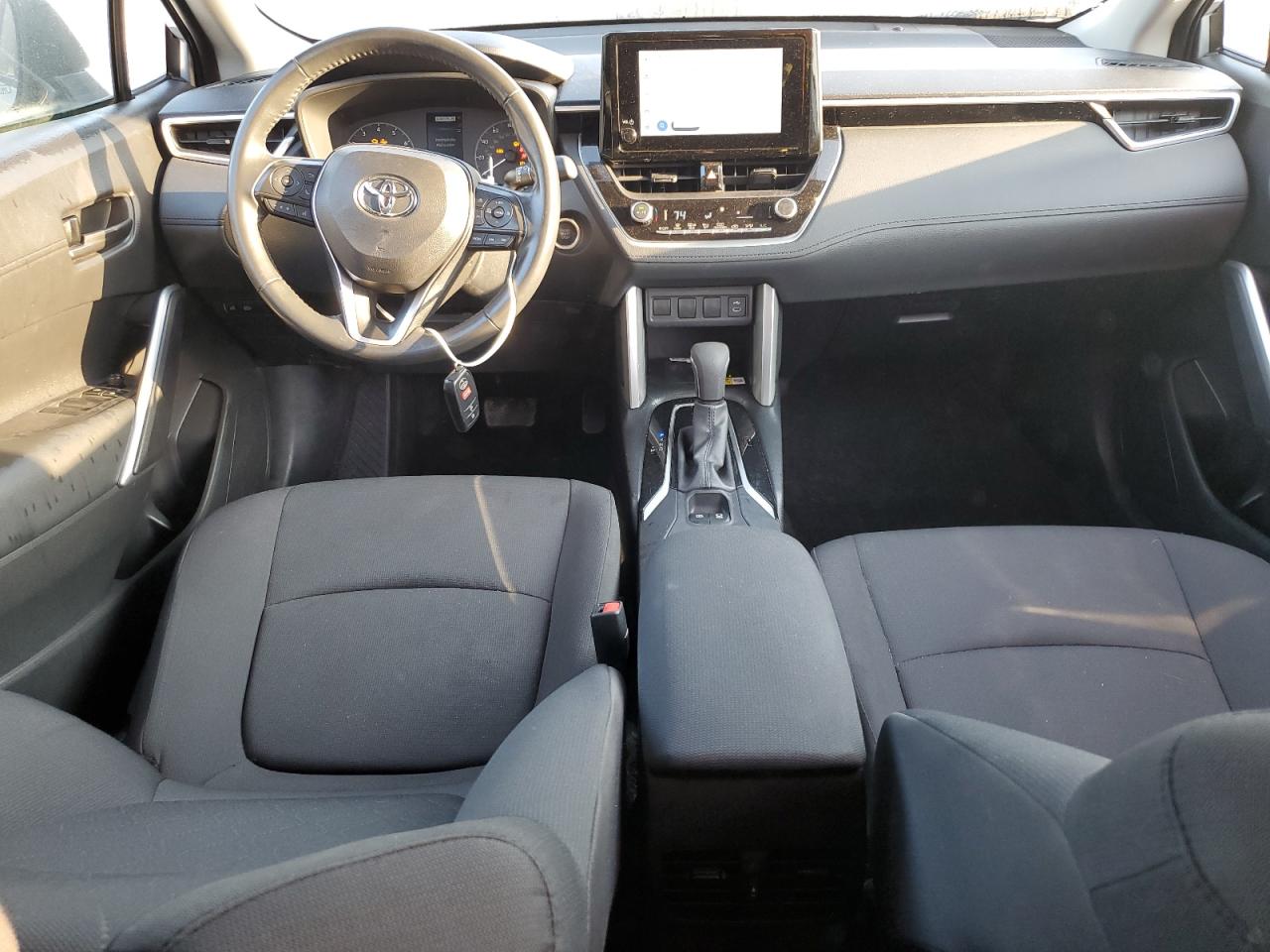 2023 Toyota Corolla Cross Le VIN: 7MUCAAAG9PV042756 Lot: 81015345