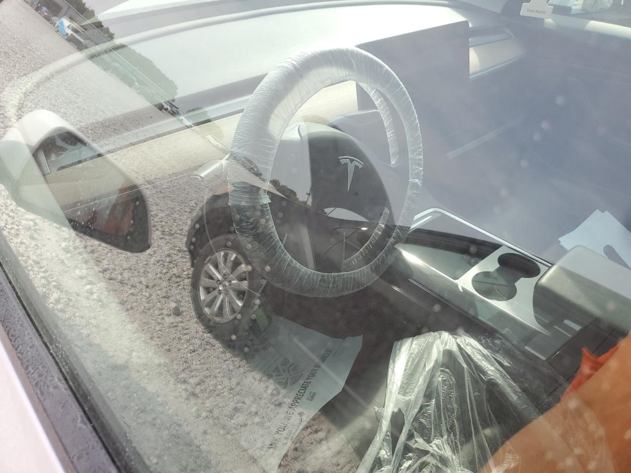 2021 Tesla Model 3 VIN: 5YJ3E1EB9MF869637 Lot: 71618055