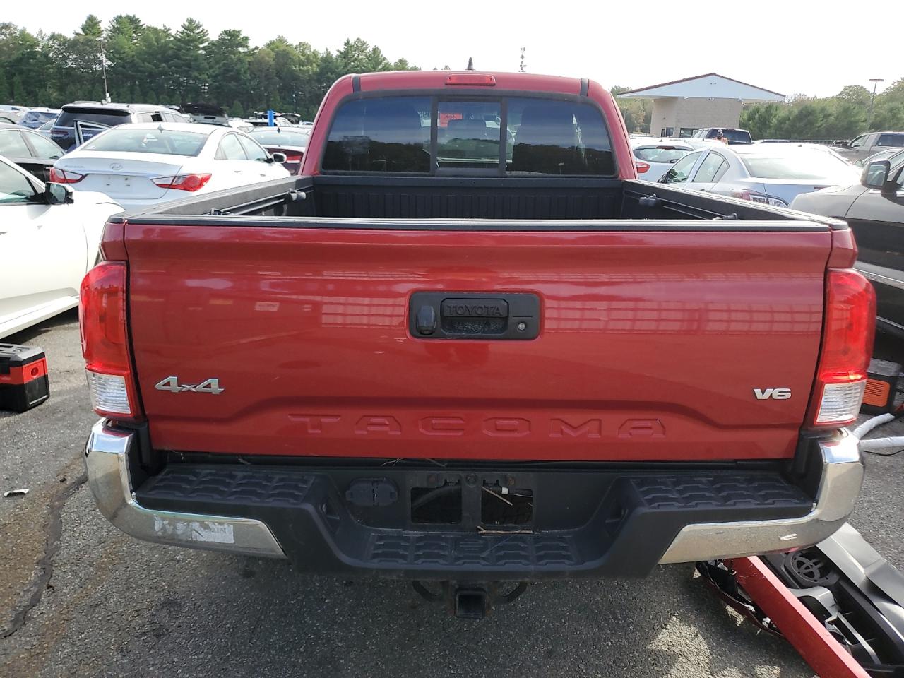 2017 Toyota Tacoma Access Cab VIN: 5TFSZ5AN1HX104585 Lot: 80956765