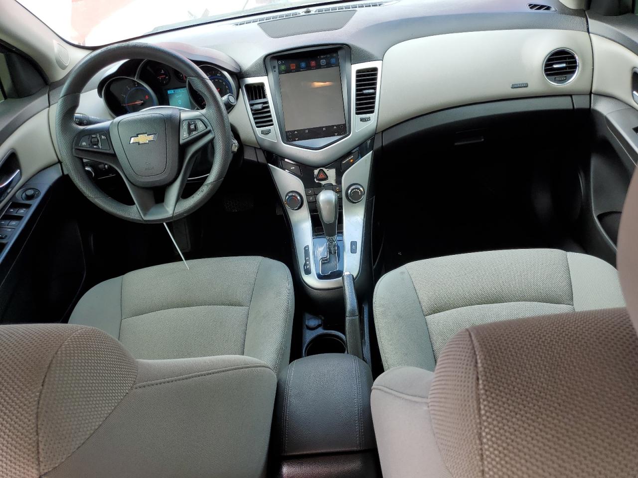 2016 Chevrolet Cruze Limited Lt VIN: 1G1PE5SB2G7226174 Lot: 84710305