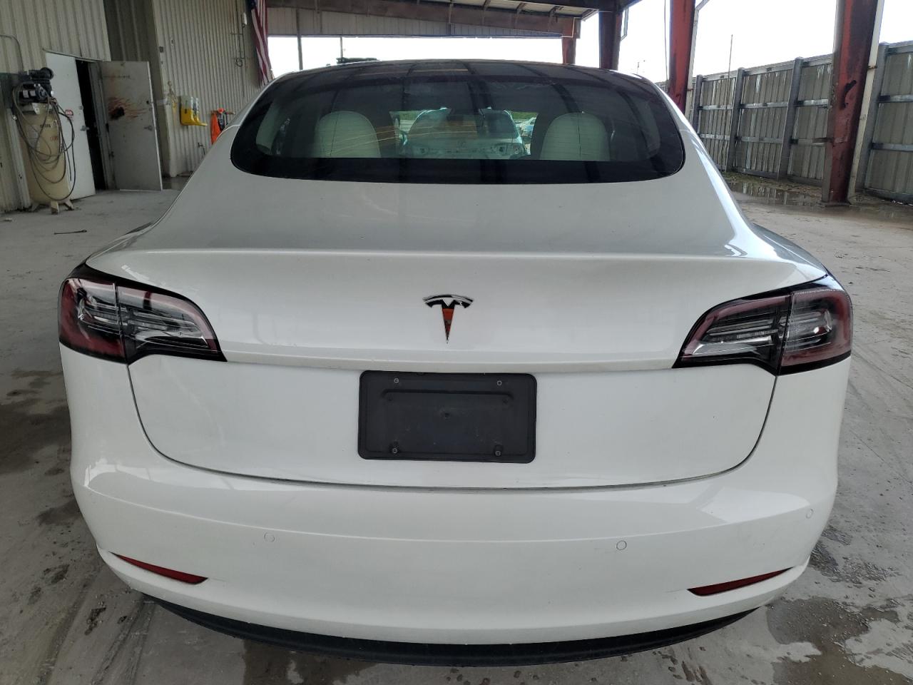 2022 Tesla Model 3 VIN: 5YJ3E1EA5NF335897 Lot: 84008995
