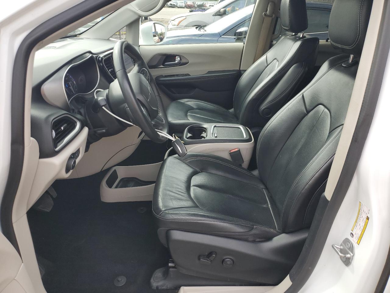 2022 Chrysler Pacifica Touring L VIN: 2C4RC1BG2NR177502 Lot: 81814115