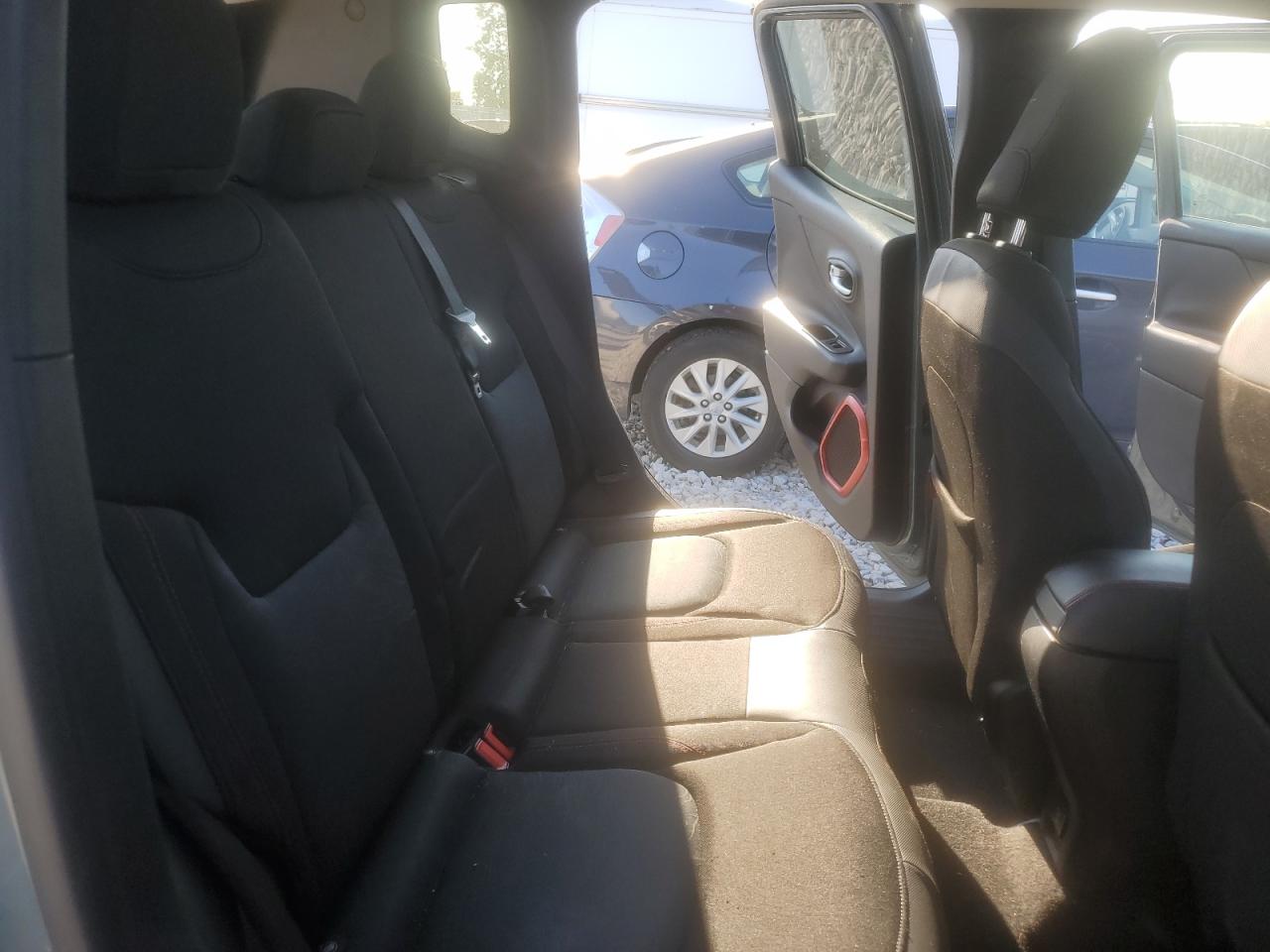 2015 Jeep Renegade Trailhawk VIN: ZACCJBCT8FPC02552 Lot: 80283365