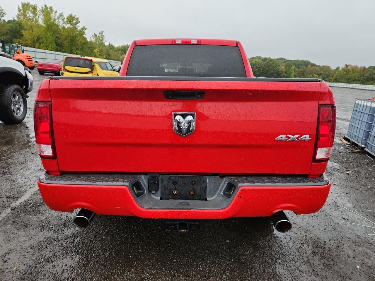 2016 Ram 1500 St VIN: 3C6RR7KT9GG121703 Lot: 83835125