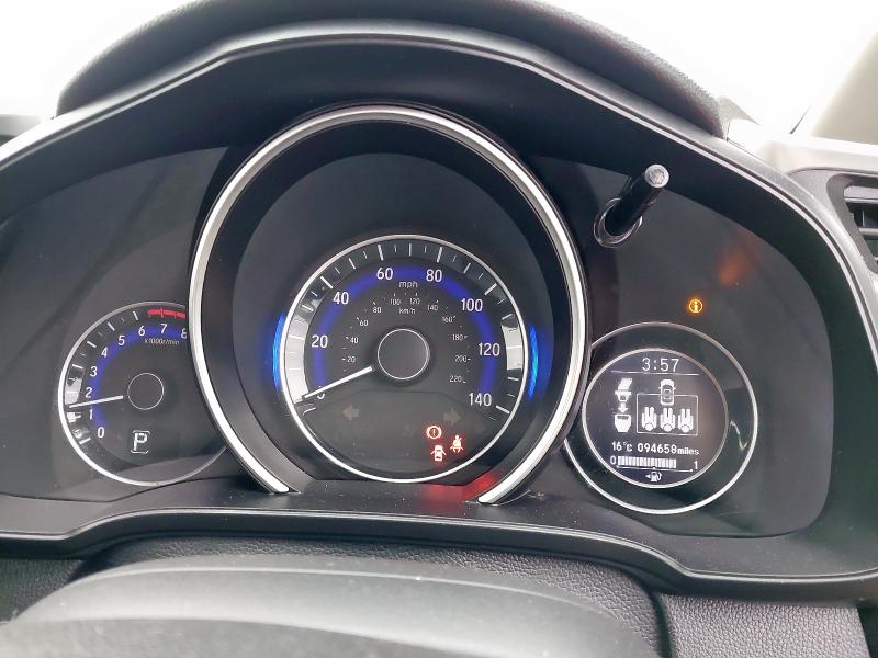 2016 HONDA JAZZ SE I-VTEC CVT 