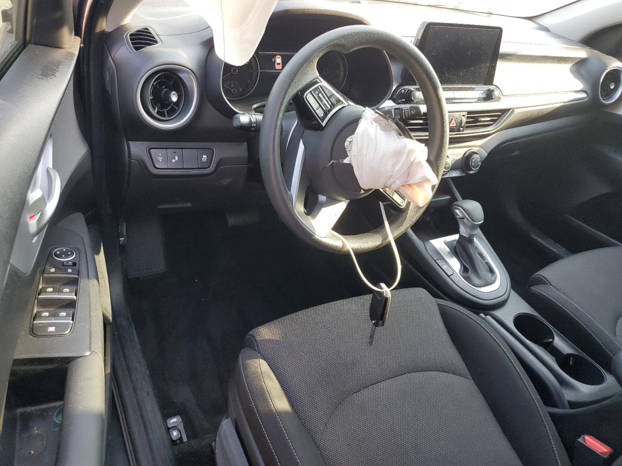 2024 Kia Forte Lx VIN: 3KPF24AD8RE713780 Lot: 80958215