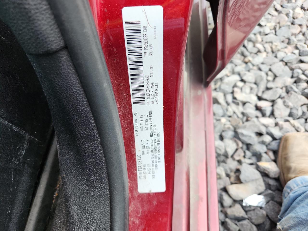 2015 Chrysler 200 C VIN: 1C3CCCCGXFN657693 Lot: 81585195