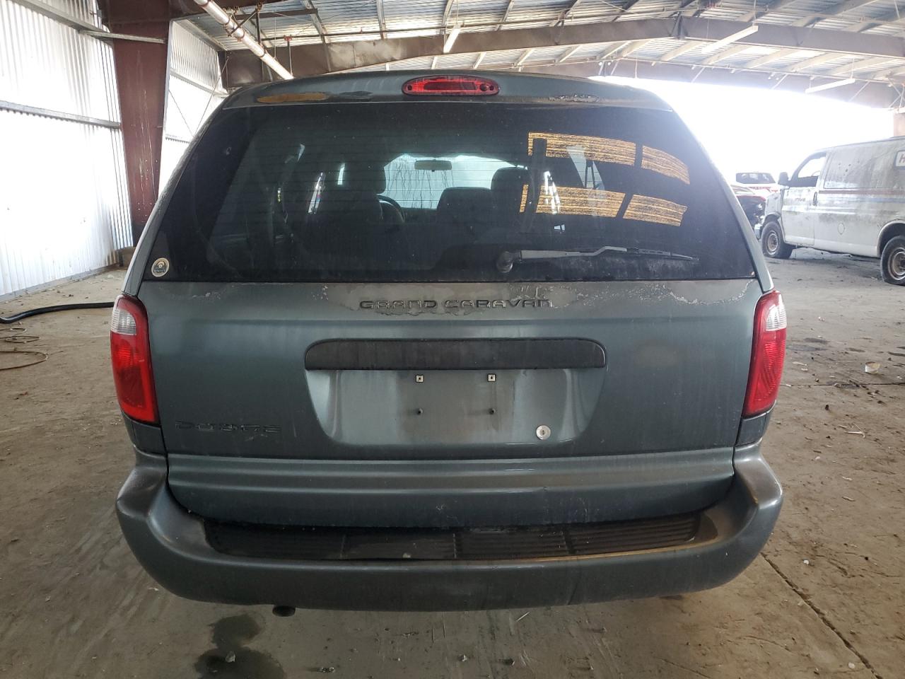 2005 Dodge Grand Caravan Se VIN: 1D4GP24R35B402138 Lot: 84296415