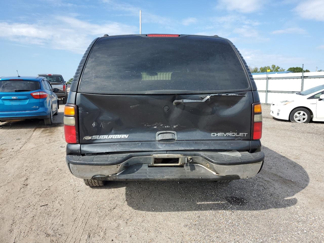 2005 Chevrolet Suburban C1500 VIN: 3GNEC16Z25G116755 Lot: 80145125