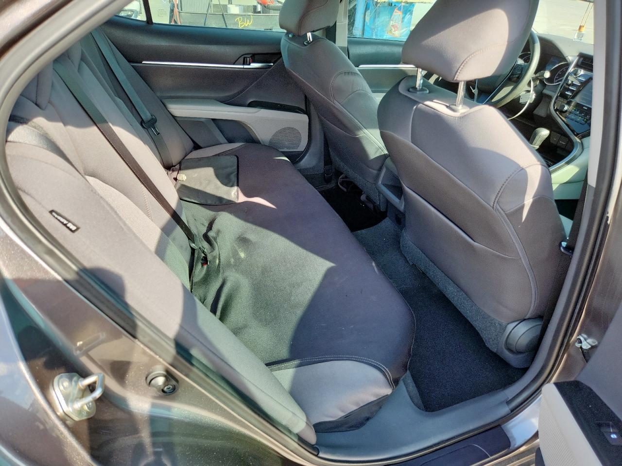 2020 Toyota Camry Le VIN: 4T1C11AK0LU985490 Lot: 71834075