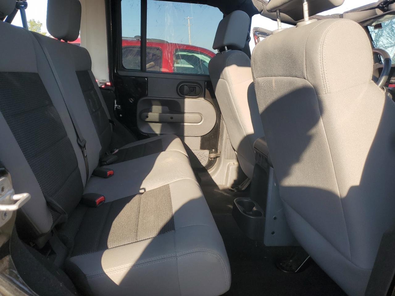 2008 Jeep Wrangler Unlimited X VIN: 1J4GA39198L531419 Lot: 80160815