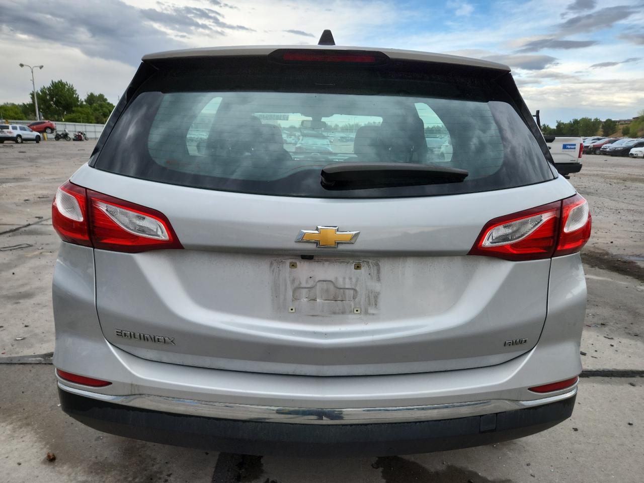 2018 Chevrolet Equinox Ls VIN: 2GNAXREV8J6127216 Lot: 71858945